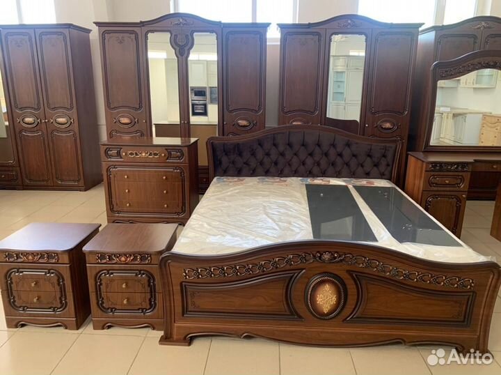 Спальня в классическом стиле