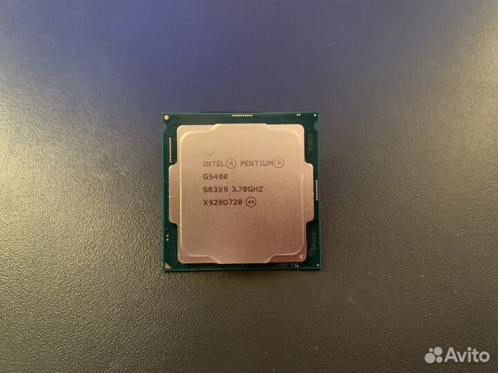 Процессор Intel Penrium G5400 LGA1151v2