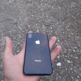 iPhone X, 64 ГБ