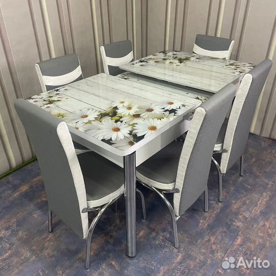 Кухонный стол и стулья 6 шт