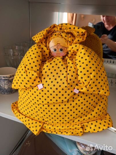 Кукла грелка на чайник новая