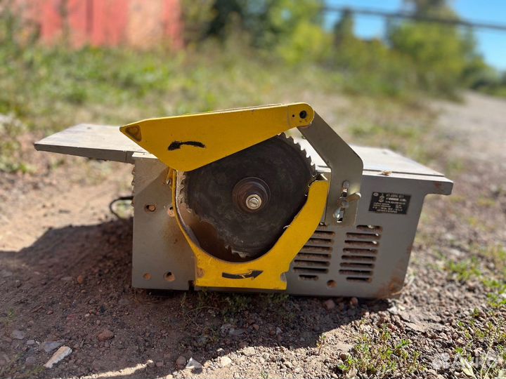 Деревообрабатывающий станок иэ-6009А