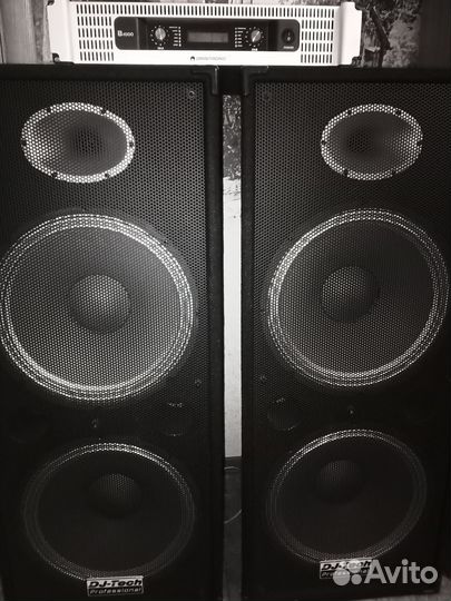 Комплект звукового оборудования