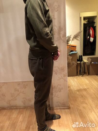 Костюм спортивный пазмер 48