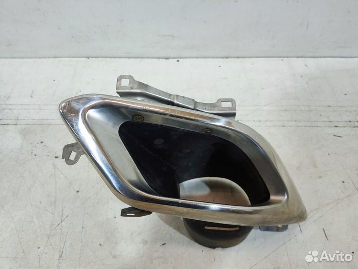 Насадка глушителя задняя правая Lexus Rx 4