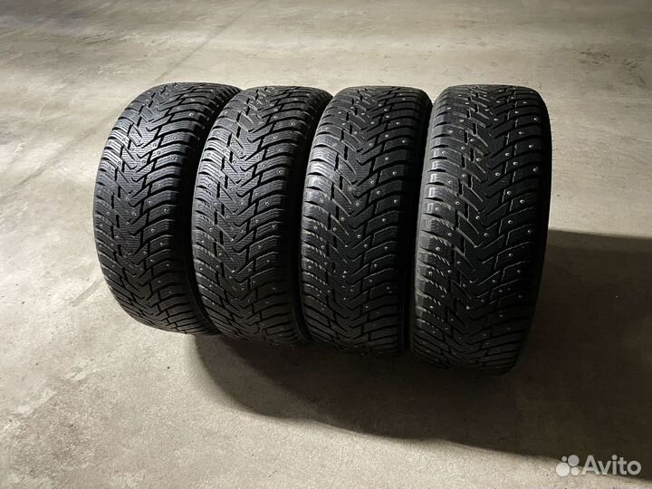 Nokian Tyres Hakkapeliitta 8 SUV 275/55 R20