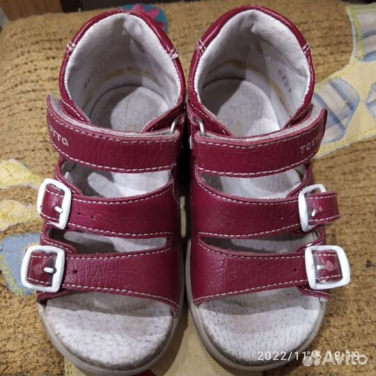 Босоножки для девочки 23 размер