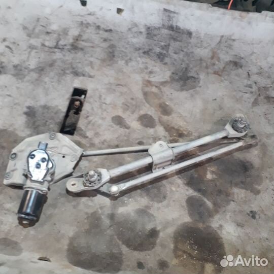 Трапеция дворников Мицубиси Лансер 9