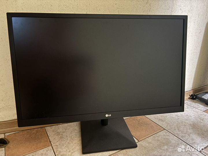 Монитор LG