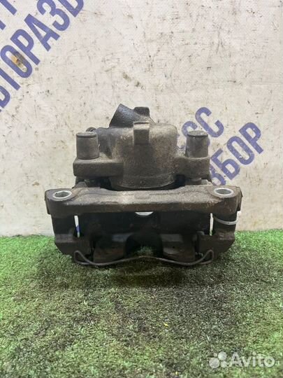 Суппорт передний левый Renault Scenic 2 хэтчбэк