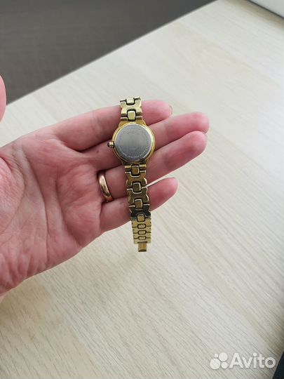 Часы позолоченные с сарфиром tissot (оригинал)