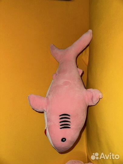 Мягкая игрушка мини акула розовая