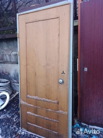 Дверь металлическая