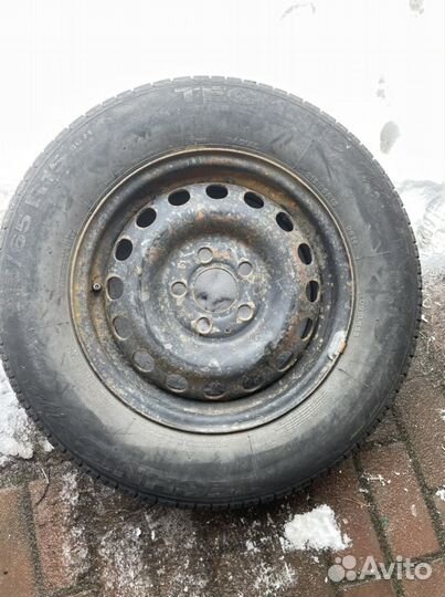 Technic SnowGrip 2 Plus 215/65 R15