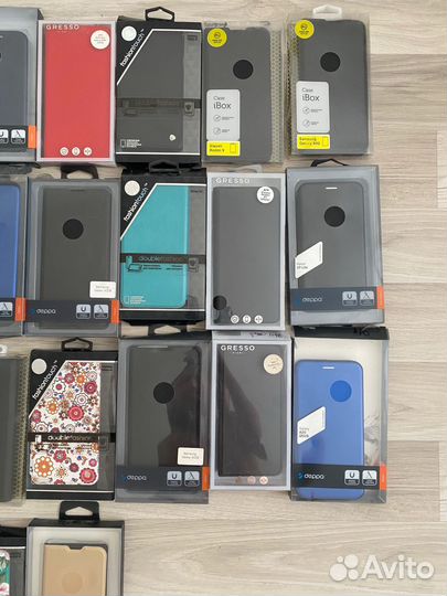 Комплект чехлов и защитных стеклк новых (37 шт)