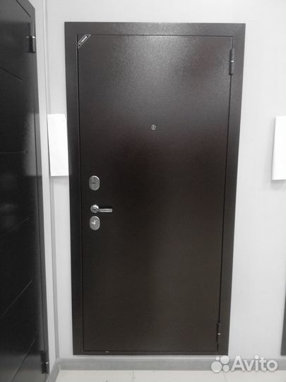 Дверь входная