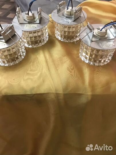 Светильник встраиваемый