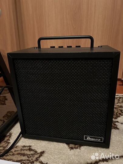 Бас-гитара с комбиком Ibanez GSR200B WNF белая