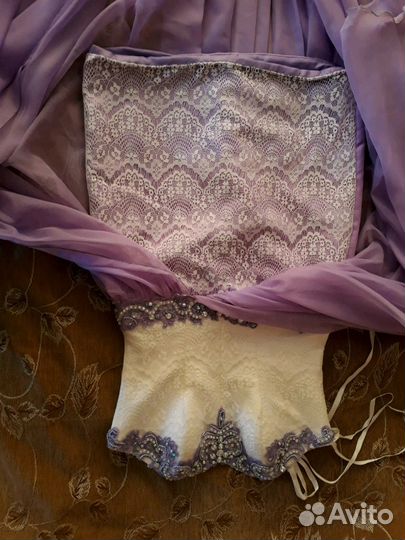 Вечернее платье