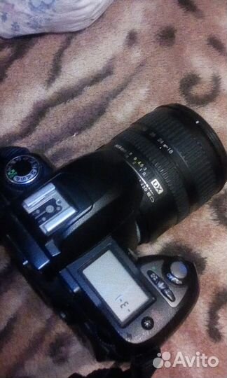 Зеркальный фотоаппарат Nikon D70