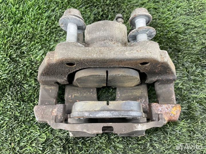 Суппорт тормозной задний левый Bmw 5Gt F07 N57D30