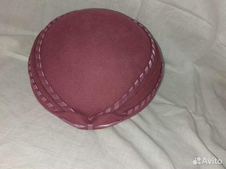 Шапка женская фетровая 58 размер новая малиновая