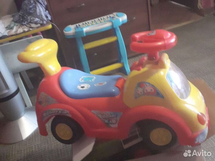 Детская машинка каталка