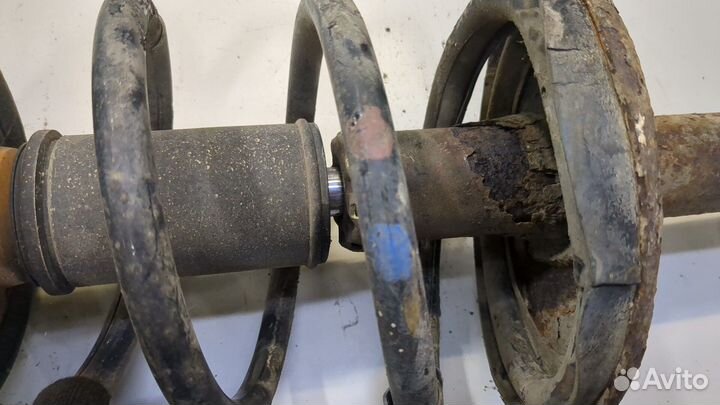 Амортизатор подвески Mitsubishi Outlander, 2005