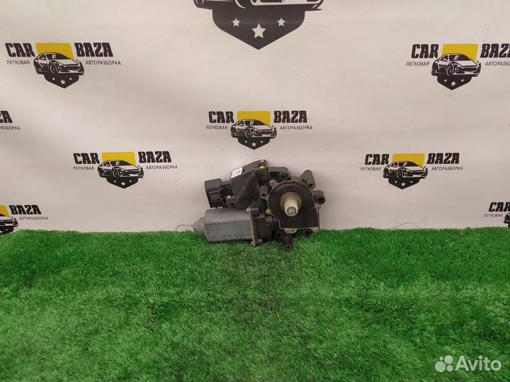 Моторчик стеклоподъемника передний левый Audi A6