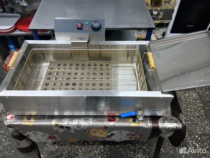 Фритюрница для чебуреков 15 литров