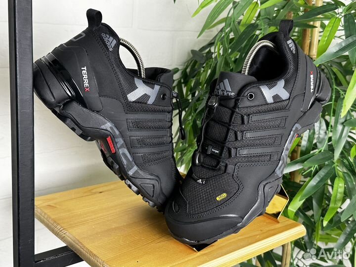 Кроссовки мужские Adidas Terrex 41-46 черные