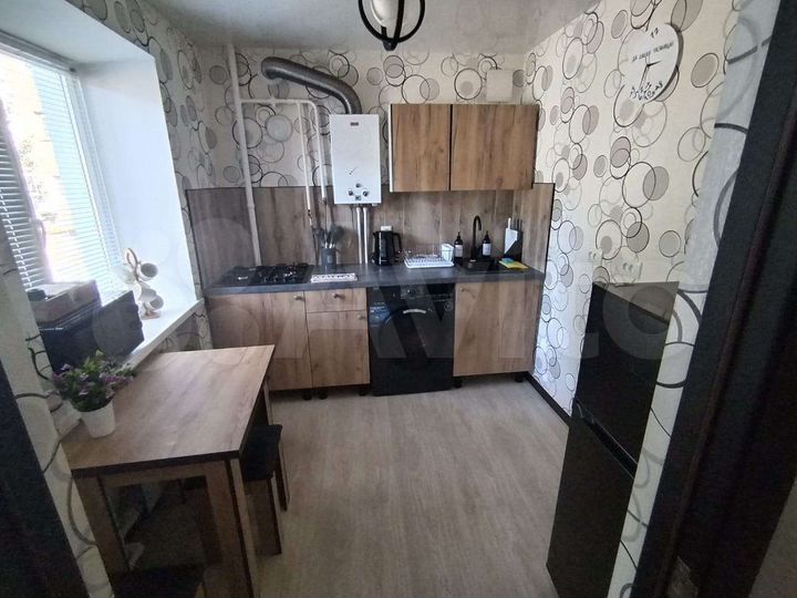 2-к. квартира, 43 м², 2/5 эт.