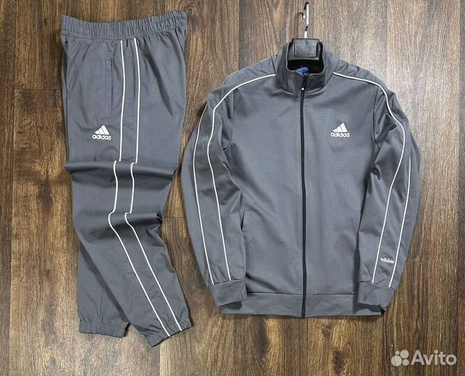 Спортивные костюмы Adidas