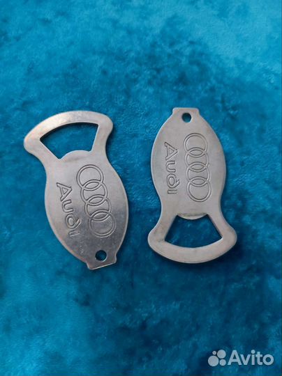 Открывалка брелок audi