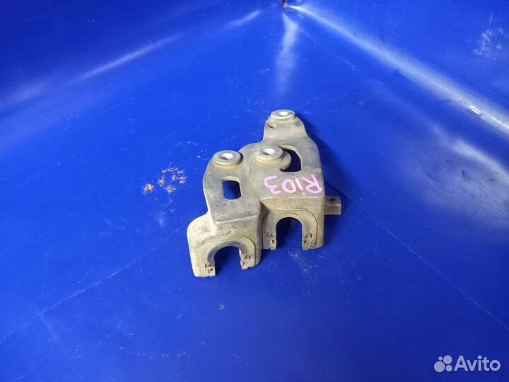 Кронштейн крепления троса кпп Kia Rio III (2011—20