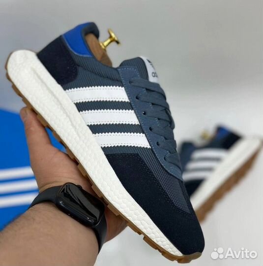 Кроссовки adidas retropy e5