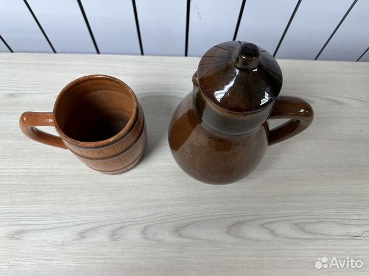 Глиняный кувшин