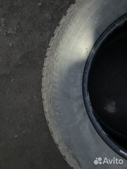 Bridgestone Blizzak Spike-02 SUV 285/60 R18 116