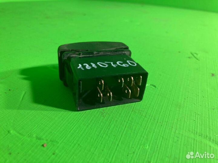 Выключатель клавишный DAF XF105