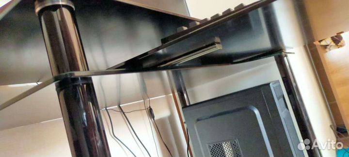 Письменный стол компьютерный