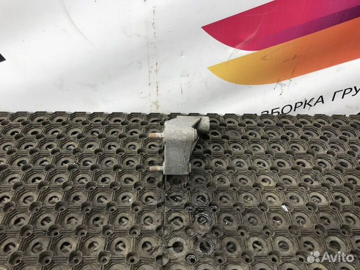 Кронштейн кулисы кпп Scania 4-series