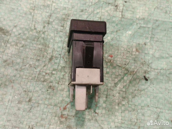 Кнопка корректора фар Audi 80 B4