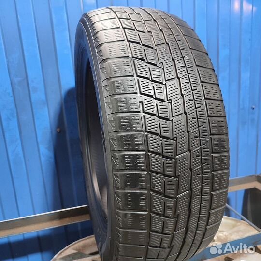 Yokohama Ice Guard IG60 215/55 R17