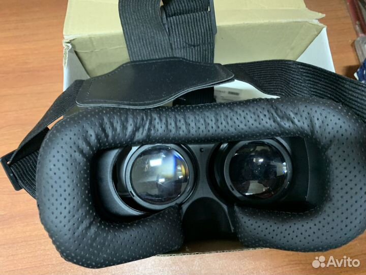 Очки виртуальной реальности с пультом VR BOX