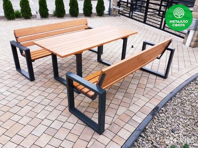 Скамейка со столиком на дачу