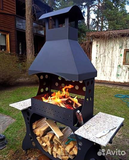 Мангал для дачи с крышей