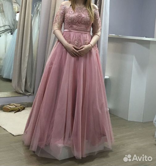 Вечернее платье