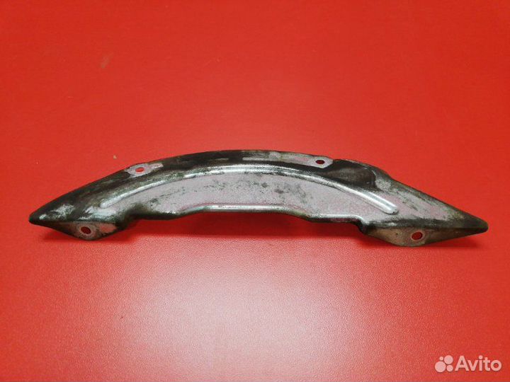 Пыльник маховика Mitsubishi Lancer CY2A 4A91 2010