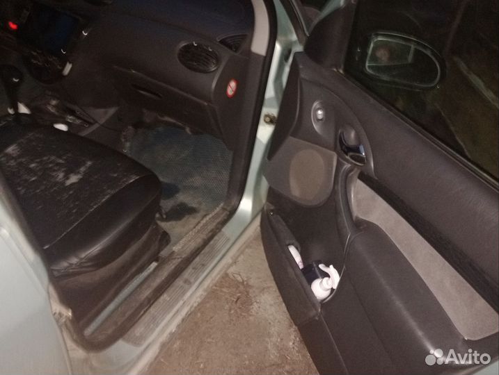 Ford Focus 2.0 AT, 2004, 280 000 км