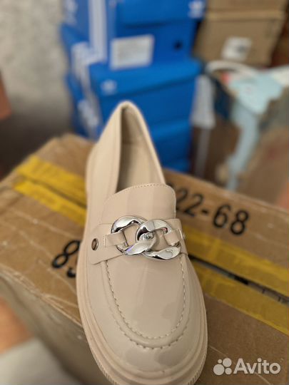 Лоферы женские